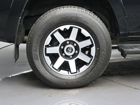 Used 2023 Toyota 4Runner TRD Off-Road Premium image 9