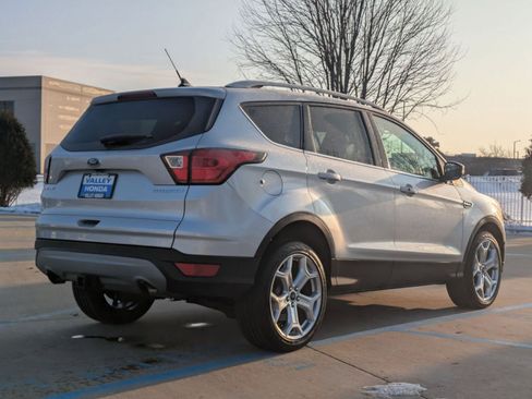 Used 2019 Ford Escape Titanium AWD/4WD image 6