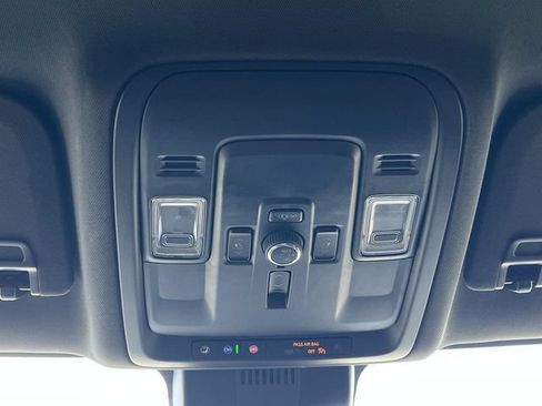 Certified 2025 GMC Yukon Elevation AWD/4WD image 41