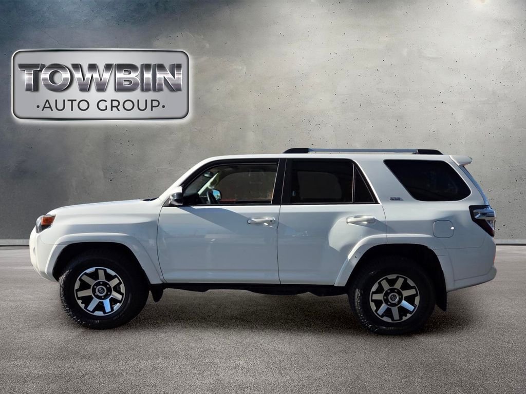 Used 2021 Toyota 4Runner SR5 RWD image 7