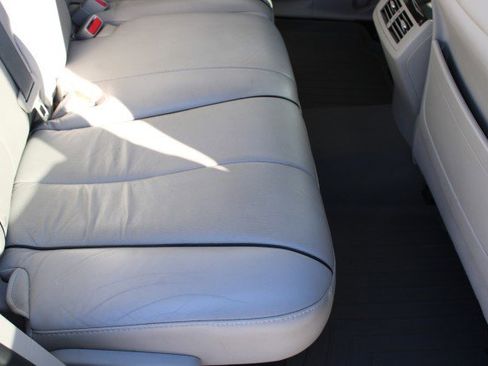 Used 2013 Toyota Venza Limited image 16