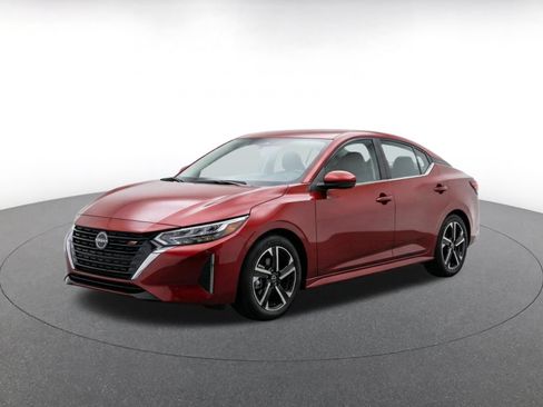 Used 2025 Nissan Sentra SV FWD image 3