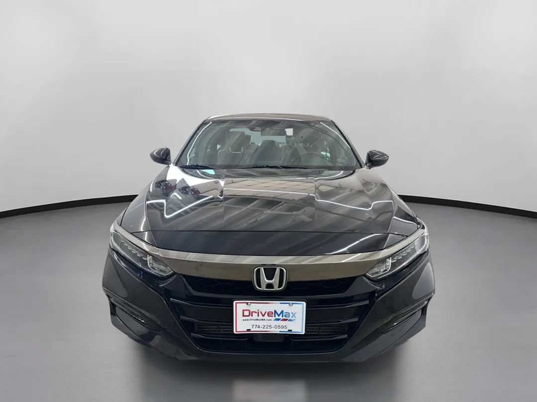 Used 2018 Honda Accord Sport image 2