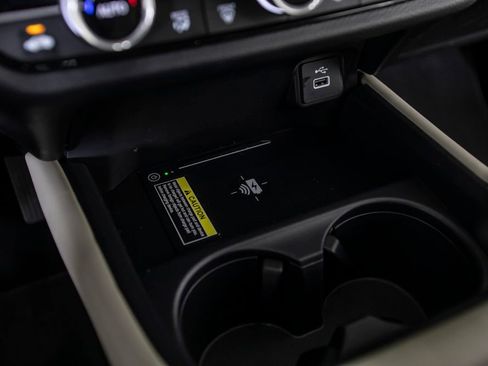 Used 2024 Honda HR-V EX-L image 31