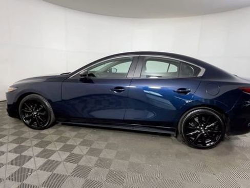 Used 2024 MAZDA MAZDA3 s FWD image 11