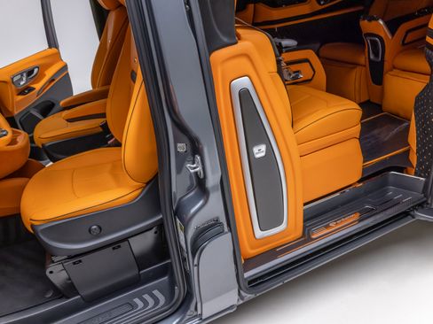 Used 2022 Mercedes-Benz Metris Passenger image 48