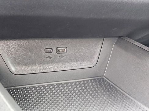 New 2026 Chevrolet Equinox LT w/ Safety and Technology Package FWD image 23