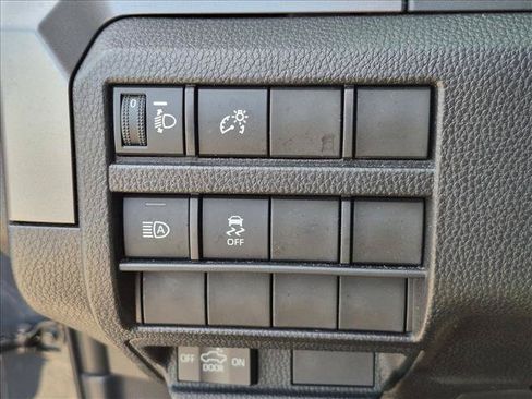 Used 2025 Toyota Tacoma SR5 RWD image 12