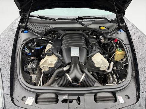Used 2014 Porsche Panamera 4 image 23