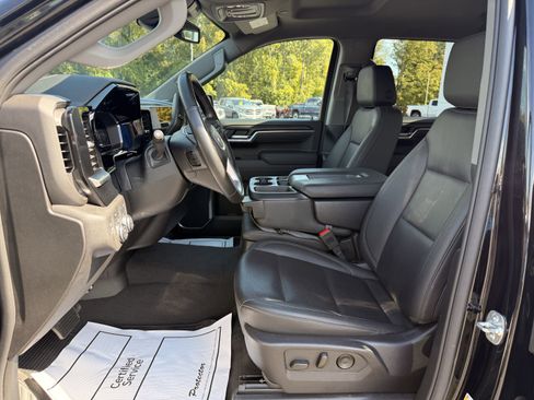 Certified 2025 GMC Sierra 1500 SLT image 12