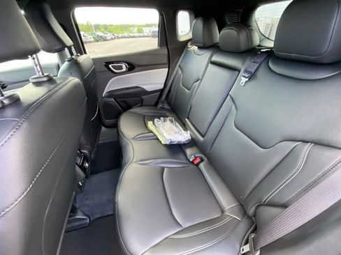 New 2026 Jeep Compass Limited AWD/4WD image 12