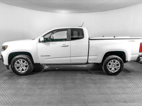 Used 2022 Chevrolet Colorado LT w/ Fleet Safety Package AWD/4WD image 3