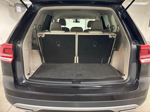 Used 2018 Volkswagen Atlas SE image 18
