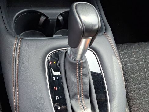 Used 2025 Honda HR-V Sport image 14