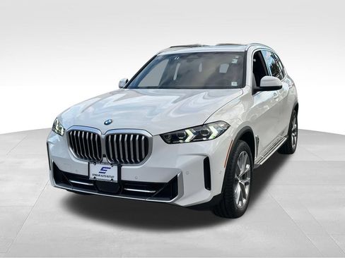Used 2026 BMW X5 xDrive40i AWD/4WD image 3