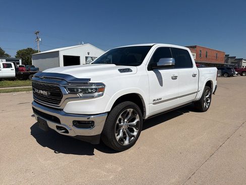 Used 2019 RAM 1500 Limited AWD/4WD image 1