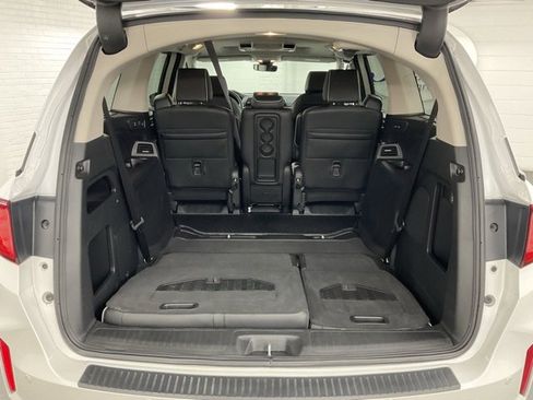 Certified 2025 Honda Odyssey Touring image 8