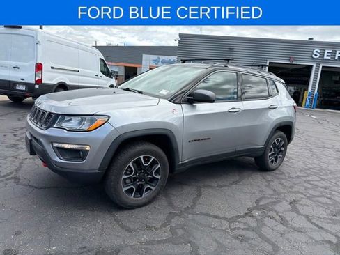 Used 2019 Jeep Compass Trailhawk AWD/4WD image 15