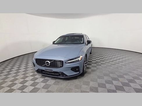 Used 2022 Volvo S60 B5 Momentum AWD/4WD image 51