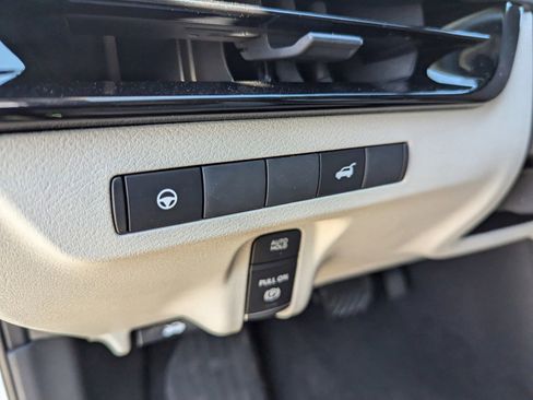 New 2025 Nissan Murano SV image 16