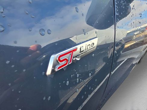 Used 2024 Ford Escape ST-Line Select image 8