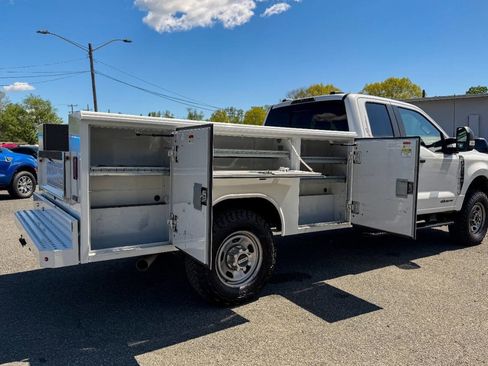 Used 2024 Ford F350 XL w/ Snow Plow Prep Package AWD/4WD image 18
