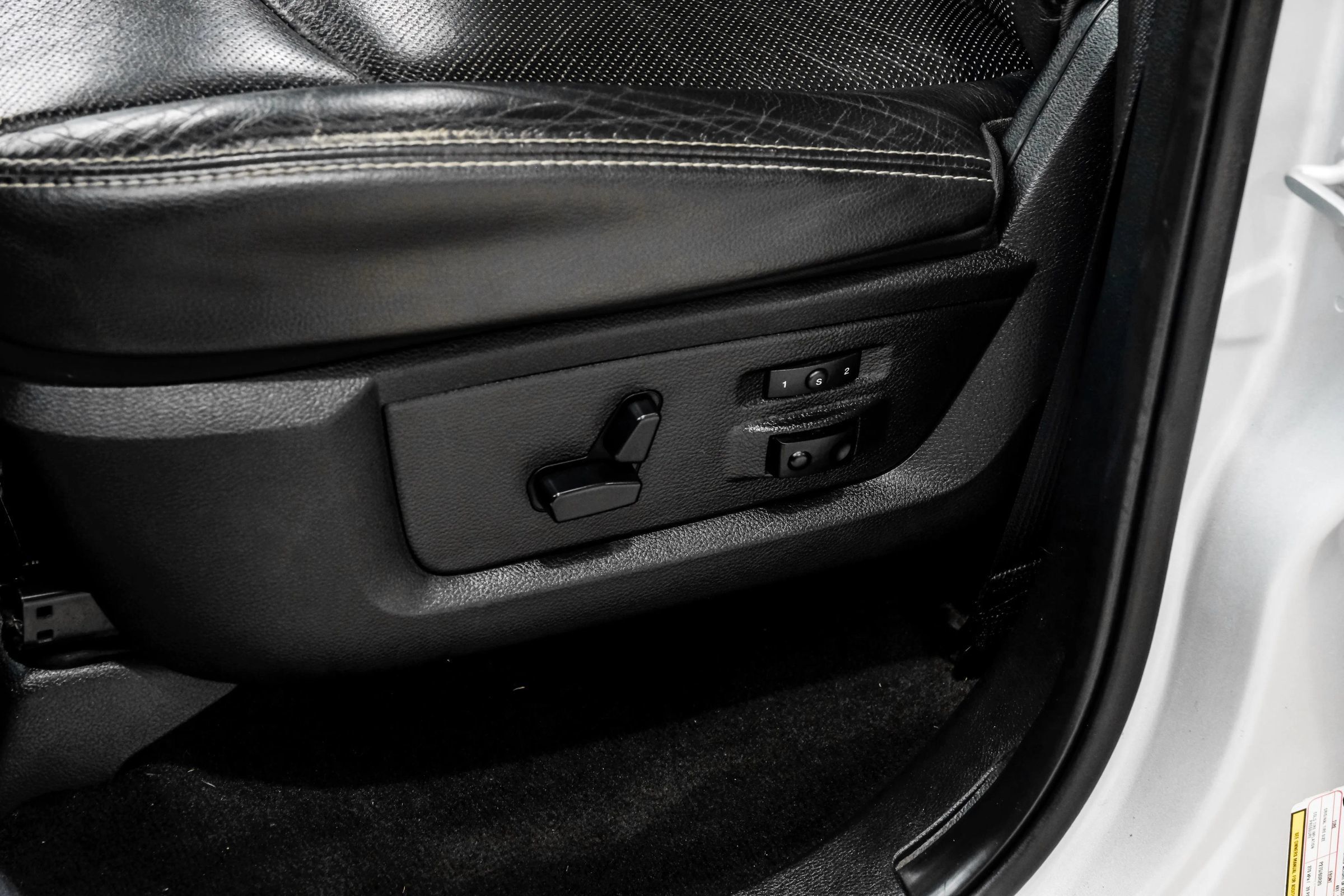Used 2015 RAM 1500 Laramie w/ Convenience Group AWD/4WD image 44