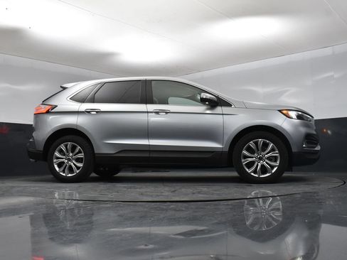 Used 2024 Ford Edge Titanium AWD/4WD image 33