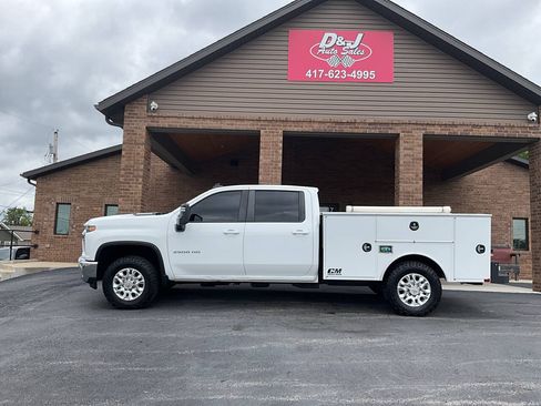 Used 2021 Chevrolet Silverado 2500 LT AWD/4WD image 42