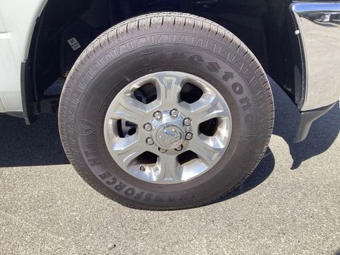 New 2026 RAM 2500 Big Horn AWD/4WD image 9