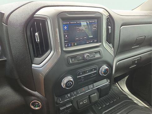Used 2024 GMC Sierra 3500 Pro AWD/4WD image 16
