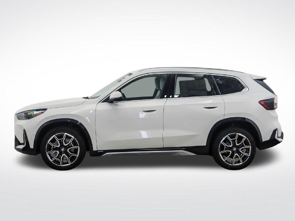 Used 2026 BMW X1 xDrive28i w/ Technology Package AWD/4WD image 2