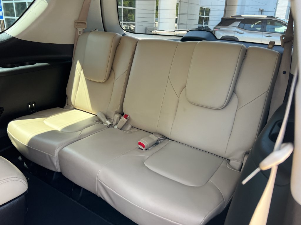 Used 2023 Nissan Armada SL w/ Captain's Chairs Package RWD image 22