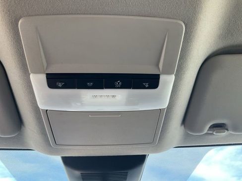 Used 2024 Nissan Sentra SV FWD image 14