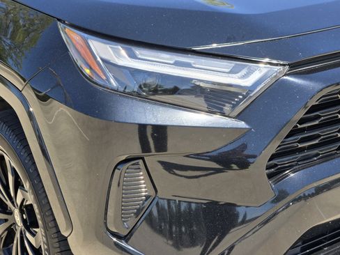 Used 2022 Toyota RAV4 SE AWD/4WD image 34