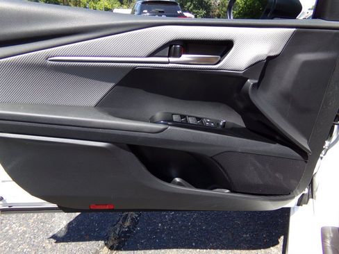 Used 2025 Toyota Camry SE FWD image 45