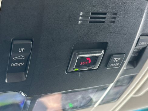 Certified 2025 Lexus ES 350 w/ Accessory Package (Z1) FWD image 21