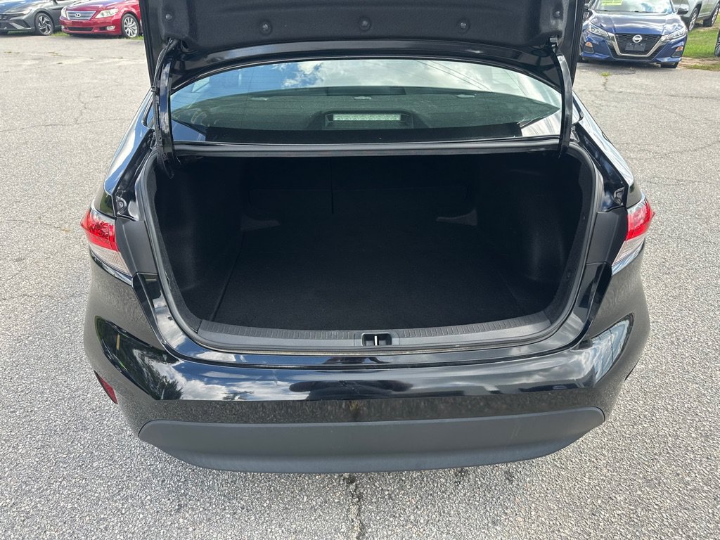 Used 2024 Toyota Corolla LE FWD image 10