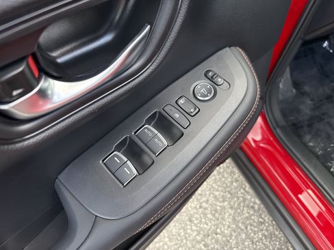 Used 2026 Honda HR-V Sport image 12