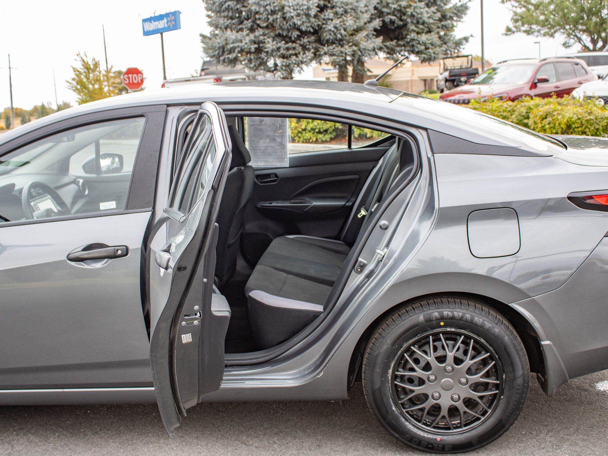Used 2025 Nissan Versa S w/ Trunk Package FWD image 14