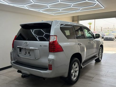 Used 2011 Lexus GX 460 w/ Convenience Pkg AWD/4WD image 9