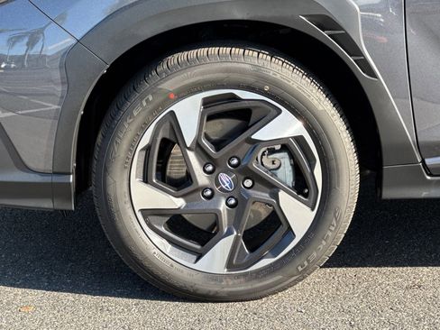 Certified 2025 Subaru Crosstrek 2.5i Limited w/ Crosstrek Mirror Package image 29