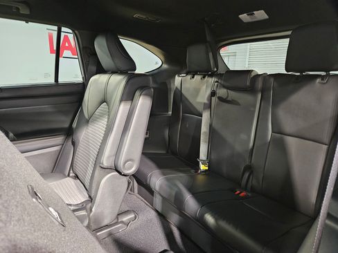 Certified 2025 Toyota Highlander XSE AWD/4WD image 39