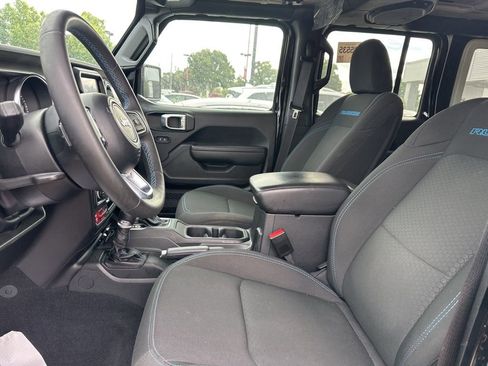 Used 2023 Jeep Wrangler Unlimited Rubicon 4xe AWD/4WD image 10