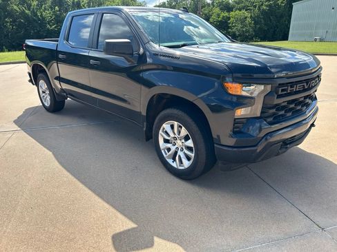Used 2023 Chevrolet Silverado 1500 Custom w/ LPO, Dark Essentials Package AWD/4WD image 8
