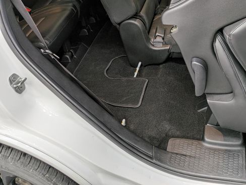 Used 2022 Dodge Durango GT w/ Blacktop Package image 18