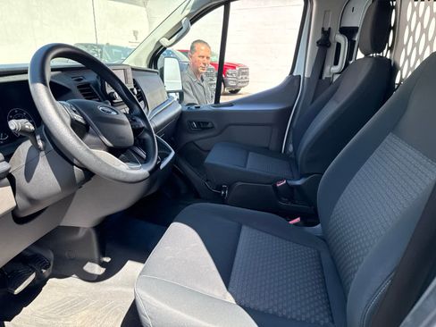Used 2025 Ford Transit 250 Low Roof w/ Exterior Upgrade Package RWD image 24