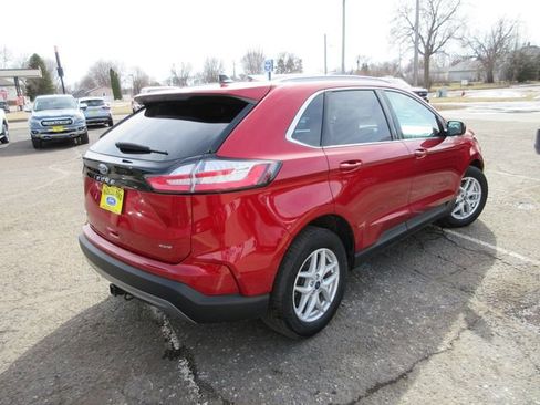 Used 2021 Ford Edge SEL w/ Convenience Package image 6