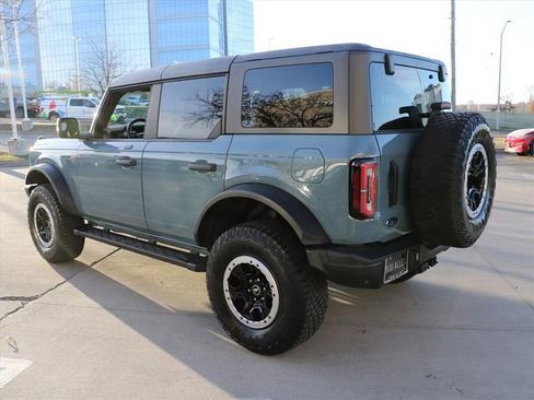 Used 2023 Ford Bronco Badlands image 4