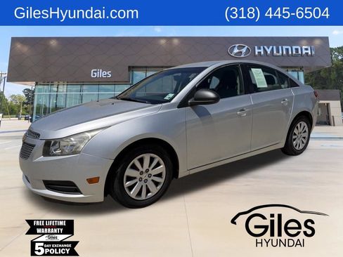 Used 2011 Chevrolet Cruze LS w/ Connectivity Package FWD image 1